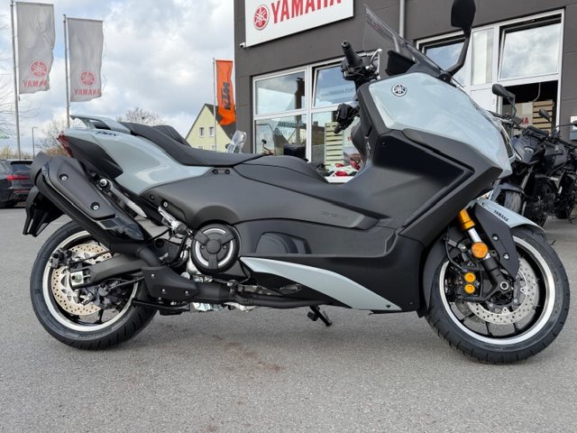 Yamaha TMAX 560 Tech Max