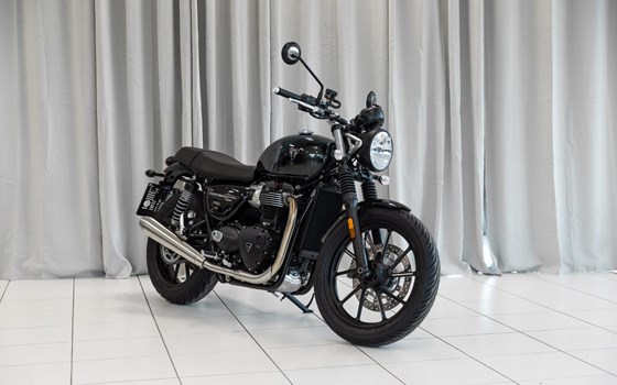 Gebrauchtmotorrad Triumph Speed Twin 1200 - Bild 3