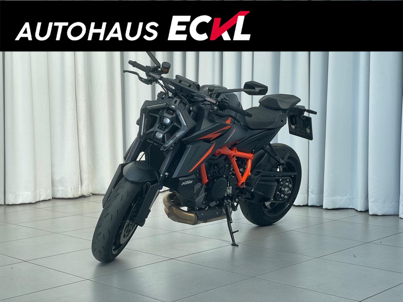 KTM 1390 Super Duke R EVO 