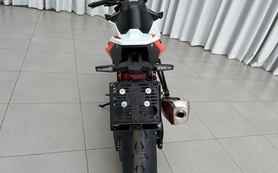 Neufahrzeug KTM 990 Duke - Bild 11