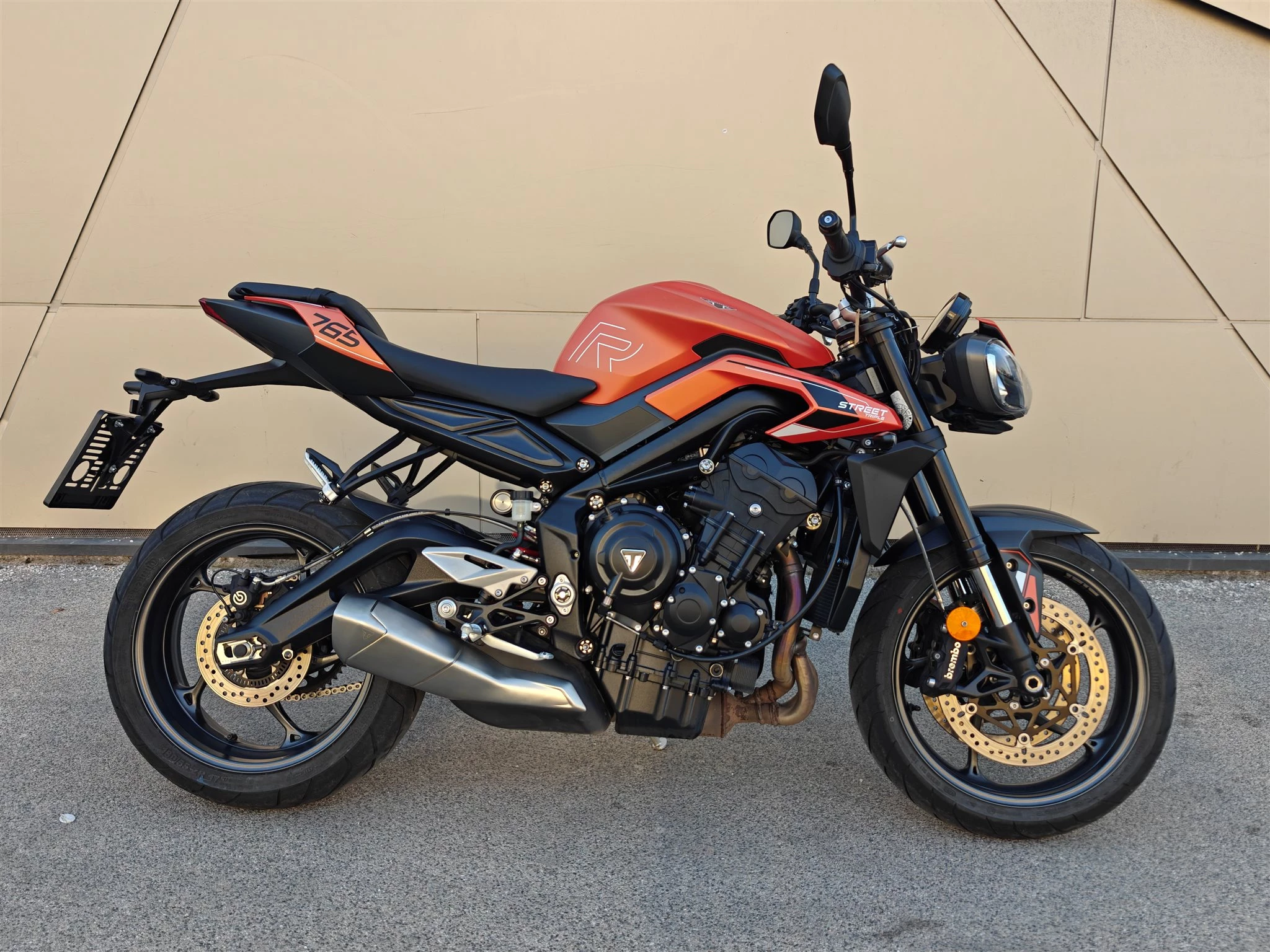 Triumph Street Triple 765 R