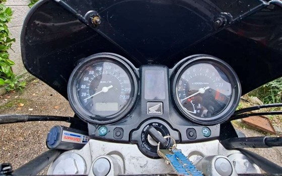 Gebrauchtmotorrad Honda CBF 600 - Bild 9