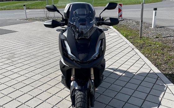 Gebrauchtmotorrad Honda ADV350 - Bild 3