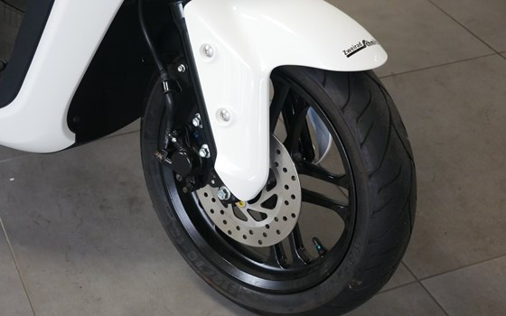 Gebrauchtmotorrad Yamaha NEO's - Bild 6