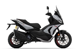 Neumotorrad Aprilia SR GT 400