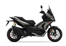 Neumotorrad Aprilia SR GT 400