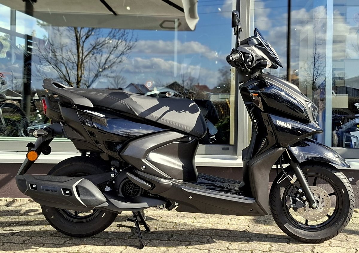 Yamaha RayZR 