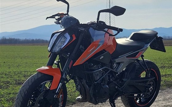 Gebrauchtmotorrad KTM 790 Duke - Bild 3