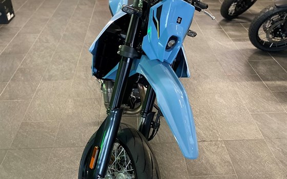 Neufahrzeug Suzuki DR-Z4SM - Bild 6