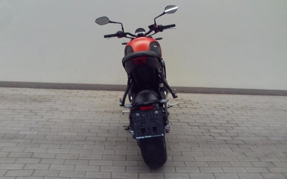 Gebrauchtmotorrad Triumph Trident 660 - Bild 7