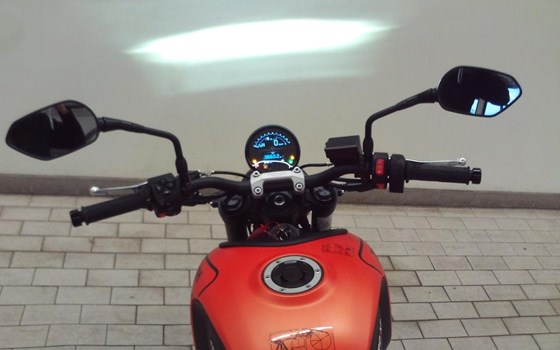 Gebrauchtmotorrad Triumph Trident 660 - Bild 8