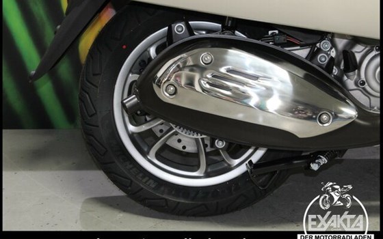 Gebrauchtmotorrad Vespa GTS 310 - Bild 20