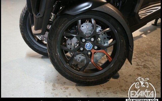 Neufahrzeug Piaggio MP3 530 HPE Exclusive - Bild 10