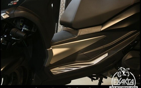 Neufahrzeug Piaggio MP3 530 HPE Exclusive - Bild 24