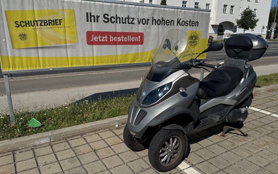 Gebrauchtmotorrad Piaggio MP3 400 - Bild 1