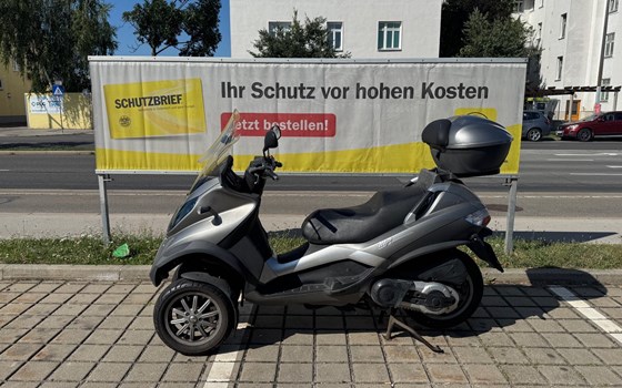 Gebrauchtmotorrad Piaggio MP3 400 - Bild 2