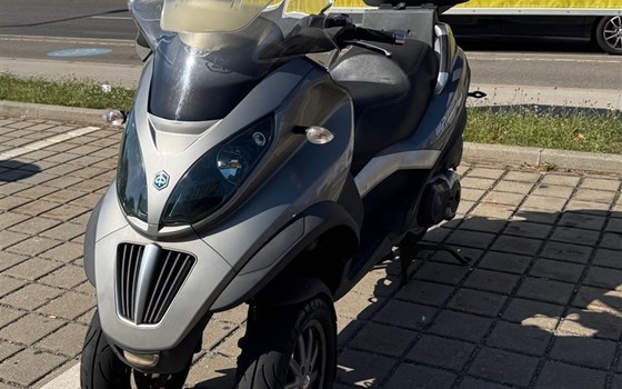 Gebrauchtmotorrad Piaggio MP3 400 - Bild 7