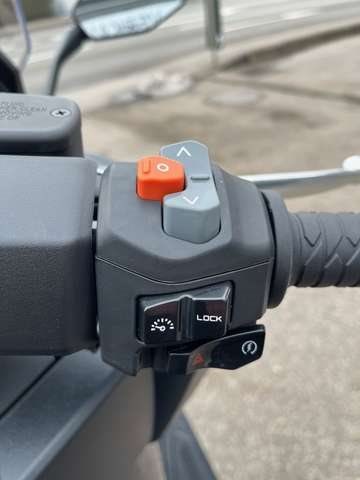 Kymco AK 575i ABS Premium