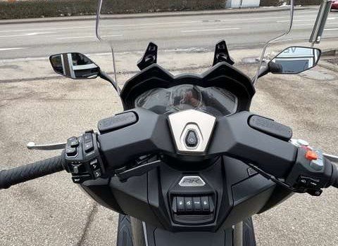 Neufahrzeug Kymco AK 575i ABS Premium - Bild 6