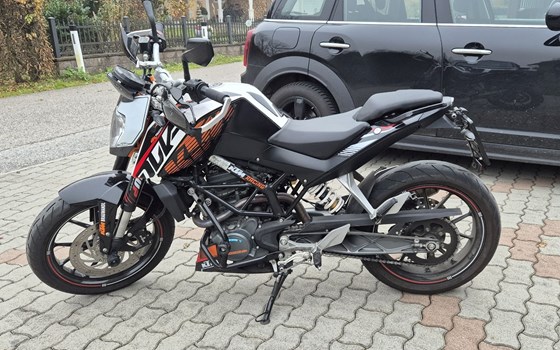 Gebrauchtmotorrad KTM 125 Duke - Bild 1