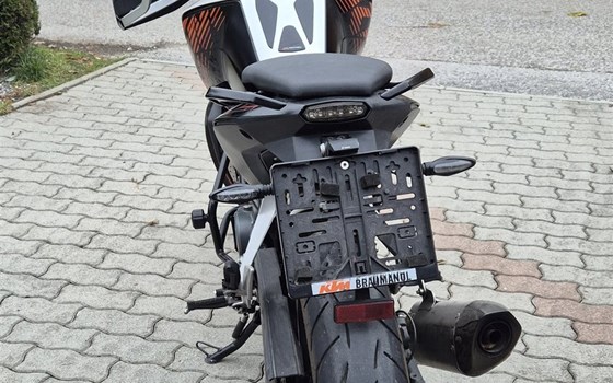 Gebrauchtmotorrad KTM 125 Duke - Bild 4