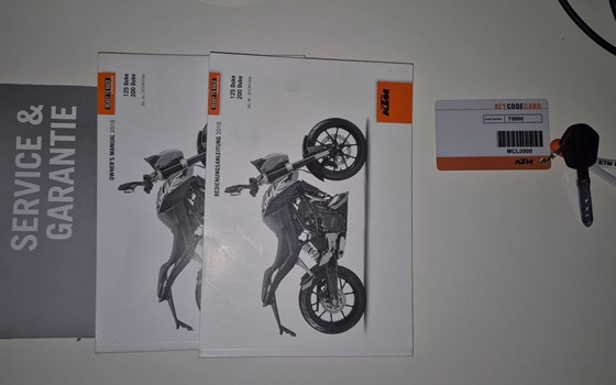 Gebrauchtmotorrad KTM 125 Duke - Bild 8