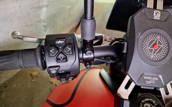 Gebrauchtmotorrad Triumph Trident 660 - Bild 5