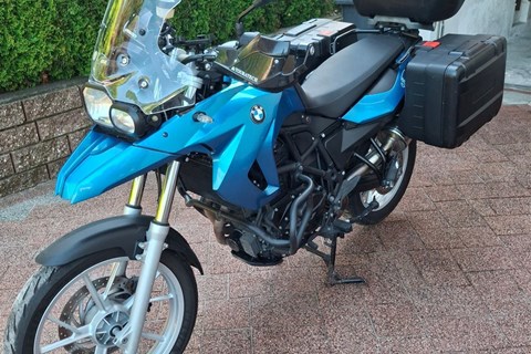 Praktische Motorräder mit niedrigen laufenden Kosten