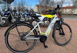 Neumotorrad Husqvarna Grand Towner