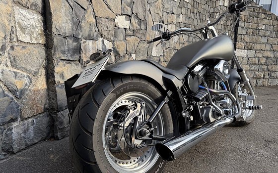 Gebrauchtmotorrad Harley-Davidson Softail Custom FXSTC - Bild 3