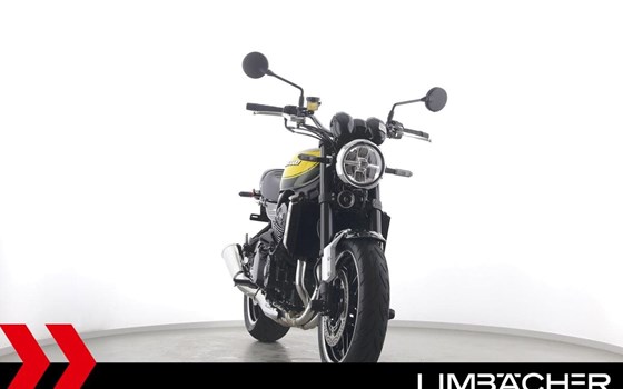 Gebrauchtmotorrad Kawasaki Z900 RS - Bild 11