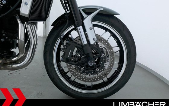 Gebrauchtmotorrad Kawasaki Z900 RS - Bild 14