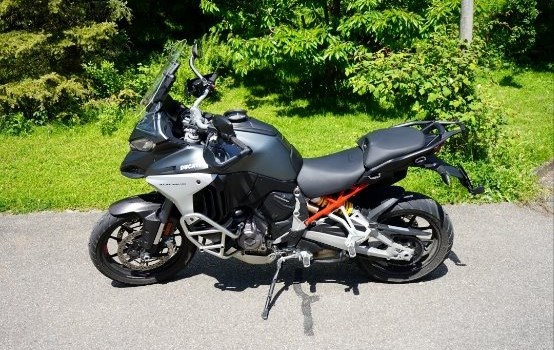 Motorrad Occasion Ducati Multistrada V4 S - Bild 3