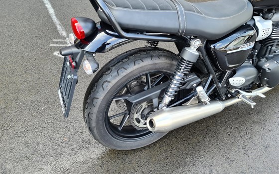 Gebrauchtmotorrad Triumph Street Twin - Bild 3