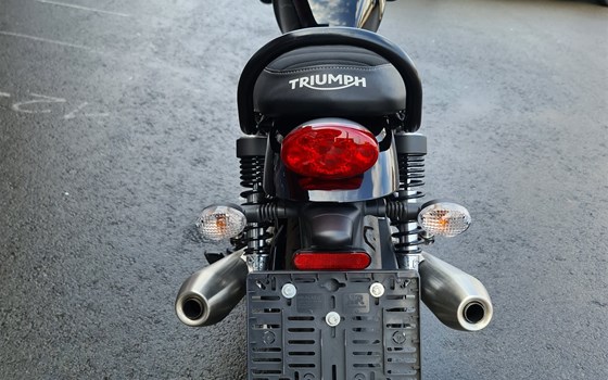 Gebrauchtmotorrad Triumph Street Twin - Bild 7