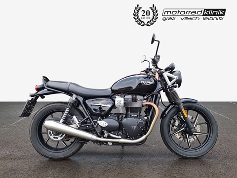 Triumph Street Twin