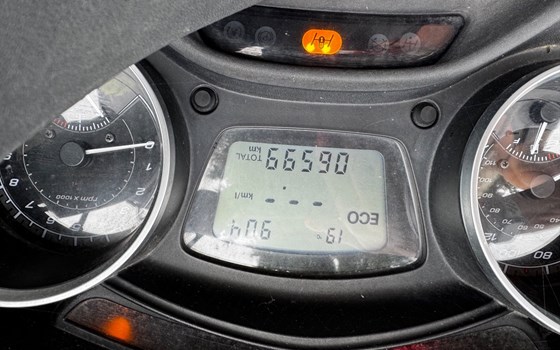 Gebrauchtmotorrad Piaggio MP3 500 hpe Business - Bild 3