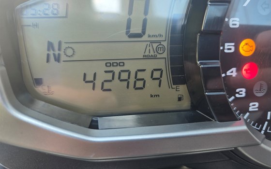 Gebrauchtmotorrad Triumph Tiger 800 XRT - Bild 7