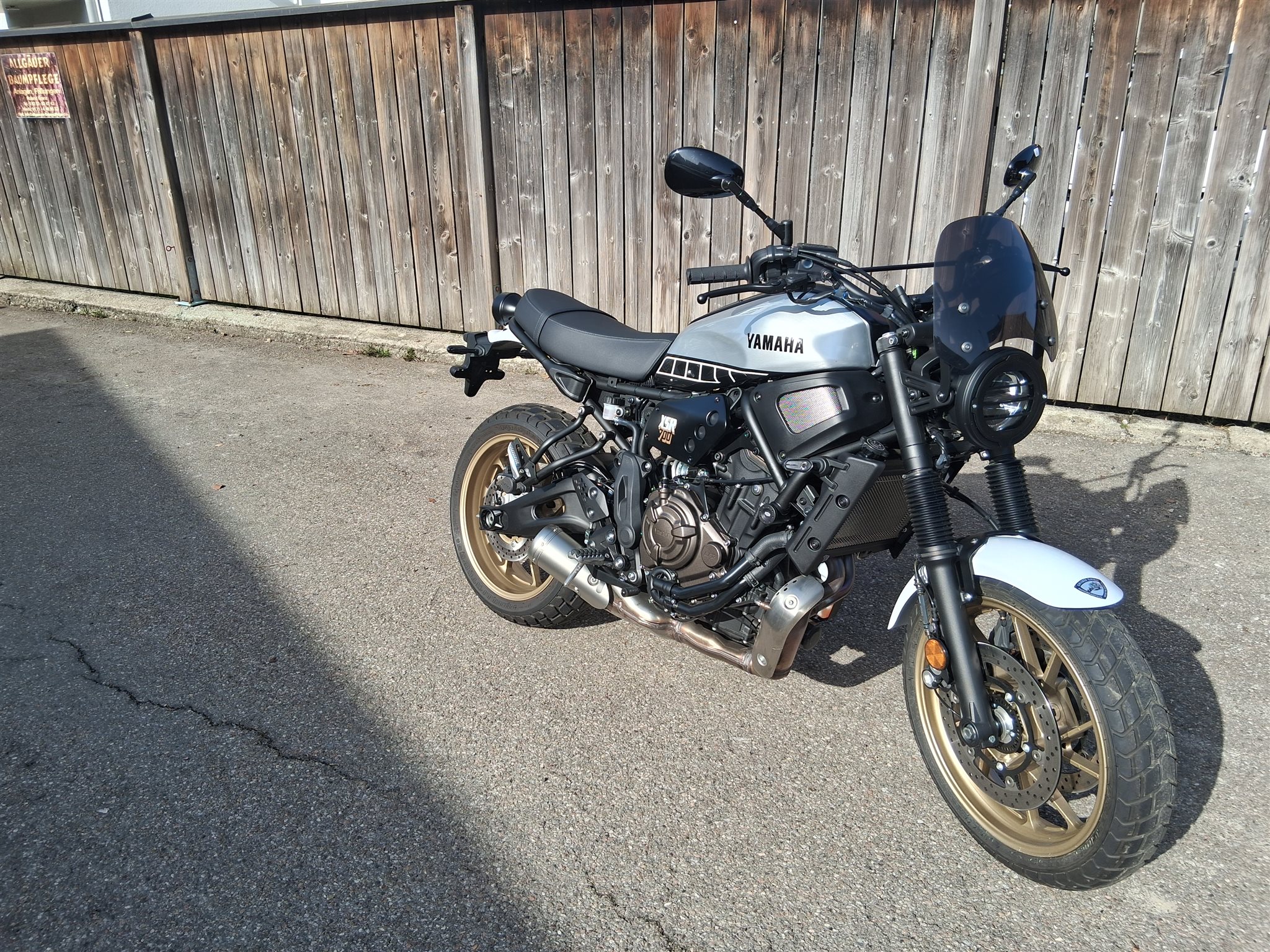 Yamaha XSR700