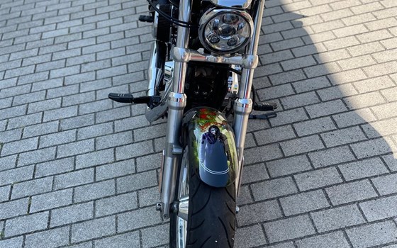 Gebrauchtmotorrad Harley-Davidson Sportster XL 1200C Custom - Bild 3