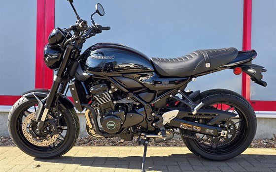 Neufahrzeug Kawasaki Z900 RS Black Ball Edition - Bild 6