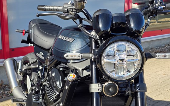 Neufahrzeug Kawasaki Z900 RS Black Ball Edition - Bild 9