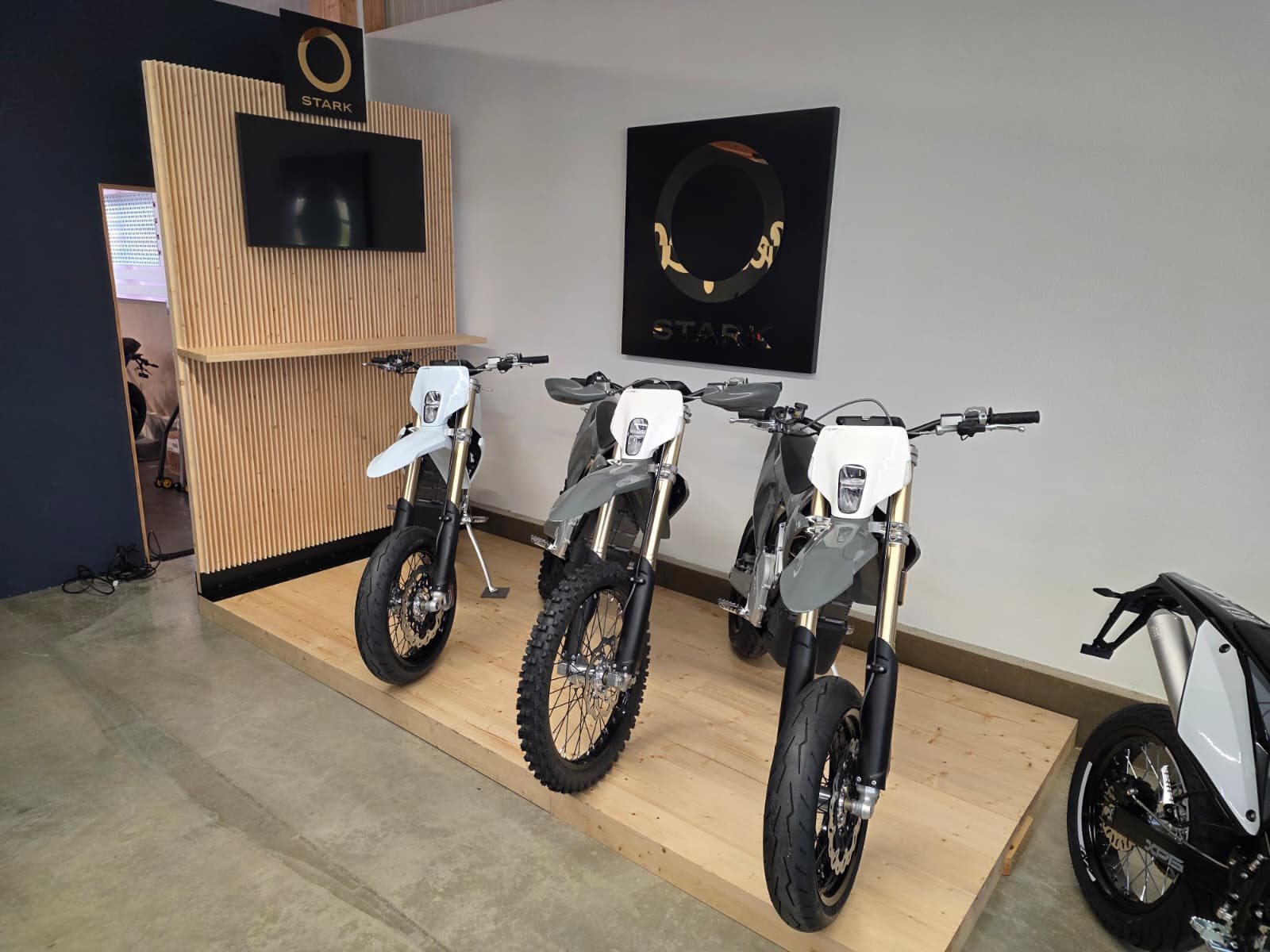 Stark Future Varg EX