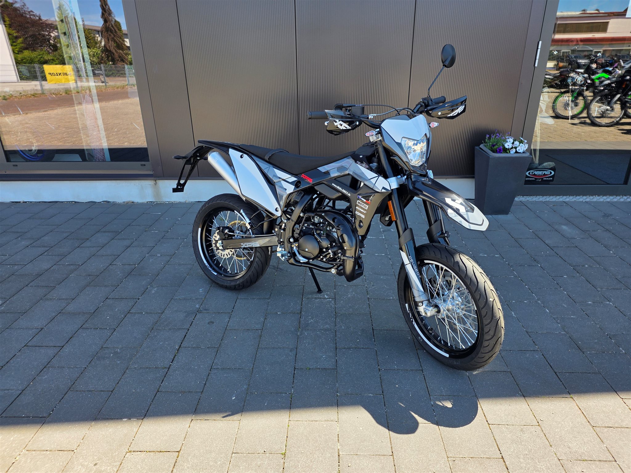 Peugeot XP6 Supermotard R