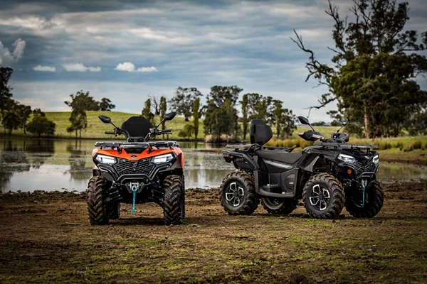 CFMOTO CFORCE 520 L (Nebula Black) - Bild 3