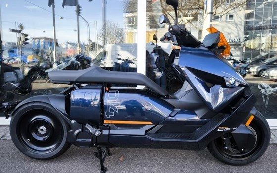 Gebrauchtmotorrad BMW CE 04 - Bild 2