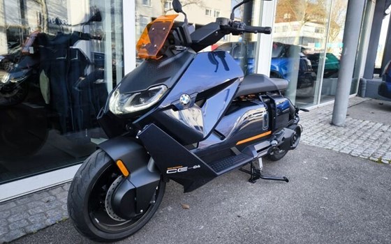 Gebrauchtmotorrad BMW CE 04 - Bild 6