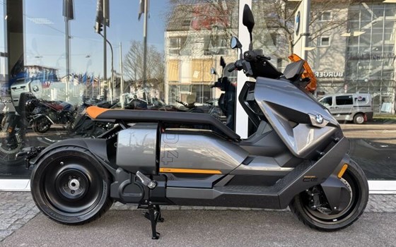 Gebrauchtmotorrad BMW CE 04 - Bild 2