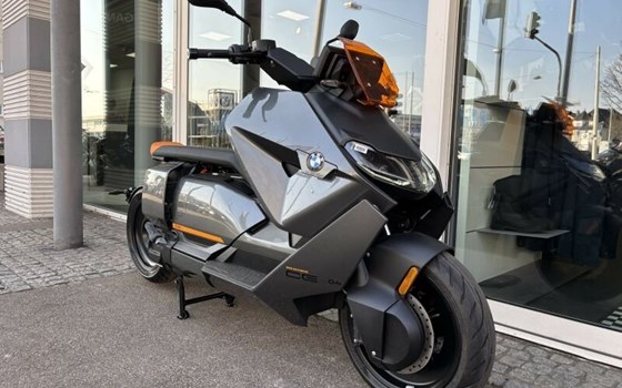 Gebrauchtmotorrad BMW CE 04 - Bild 3