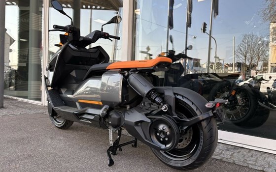 Gebrauchtmotorrad BMW CE 04 - Bild 6